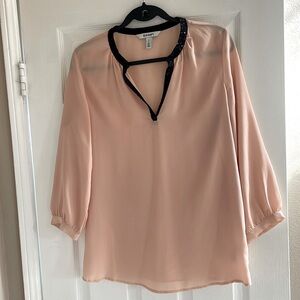 Blush Blouse - size Sm